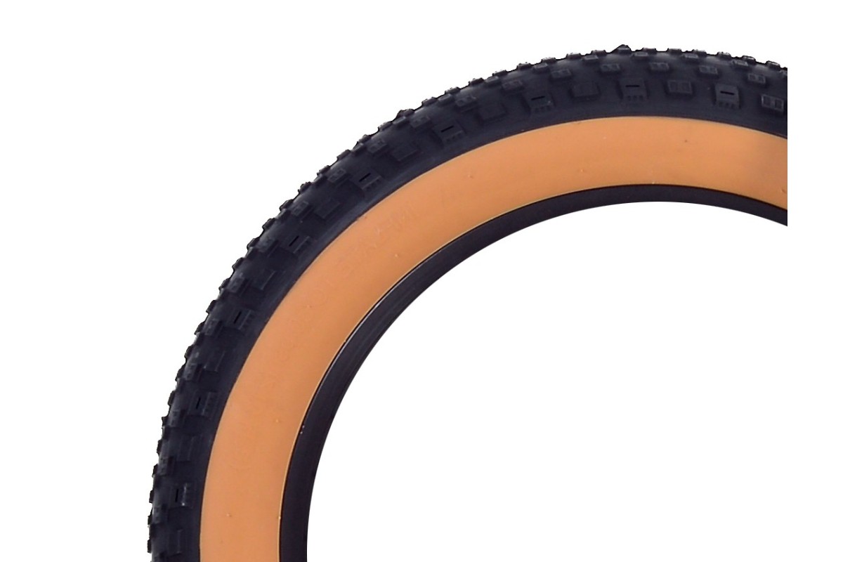 SODA - Black tyre with orange sidewall